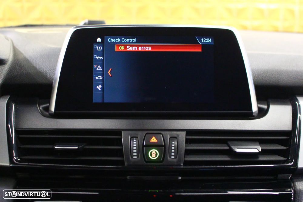 BMW 225xe Active Tourer Line Luxury - 24