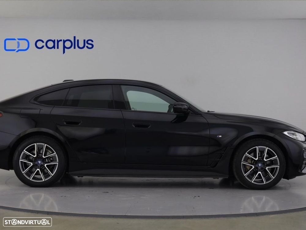 BMW i4 eDrive40 Desportiva M - 8