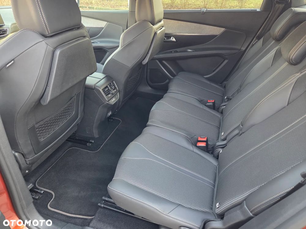 Peugeot 5008 BlueHDi 130 EAT8 GT - 12