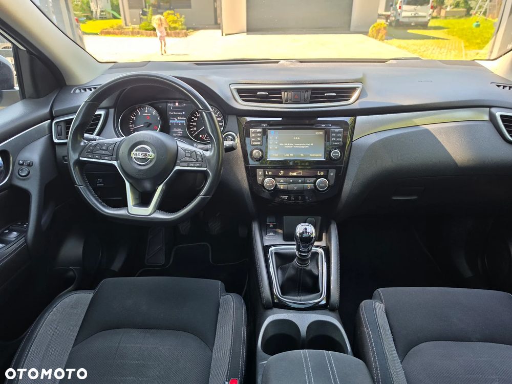 Nissan Qashqai 1.6 DIG-T Tekna+ - 17