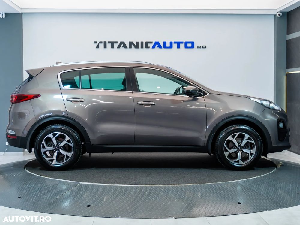 Kia Sportage 1.6 GDI 2WD Black Edition - 10