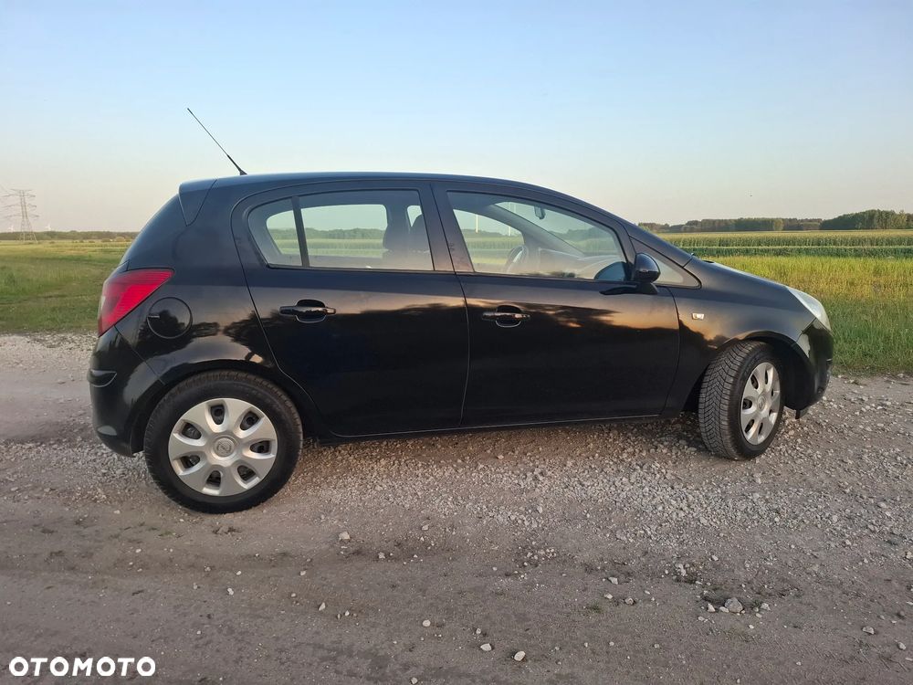 Opel Corsa 1.2 16V Enjoy - 13