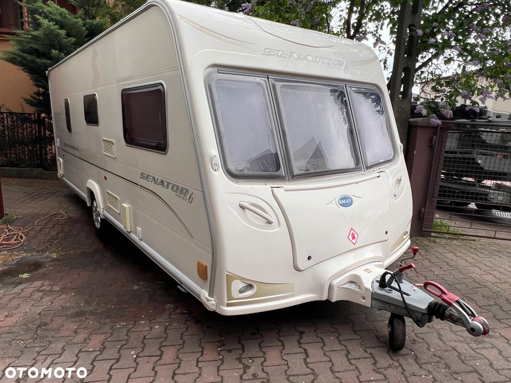Bailey Senator series 6 - 3