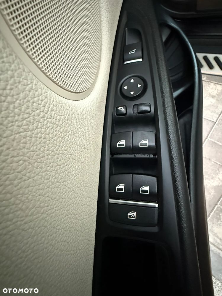 BMW X5 xDrive25d - 11