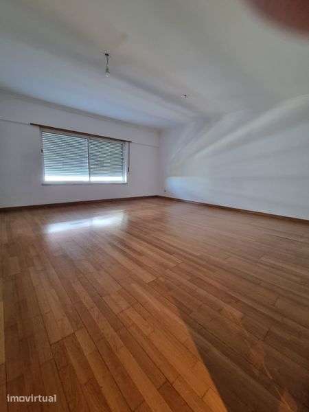 Apartamento T3 no Prior Velho - Grande imagem: 2/12