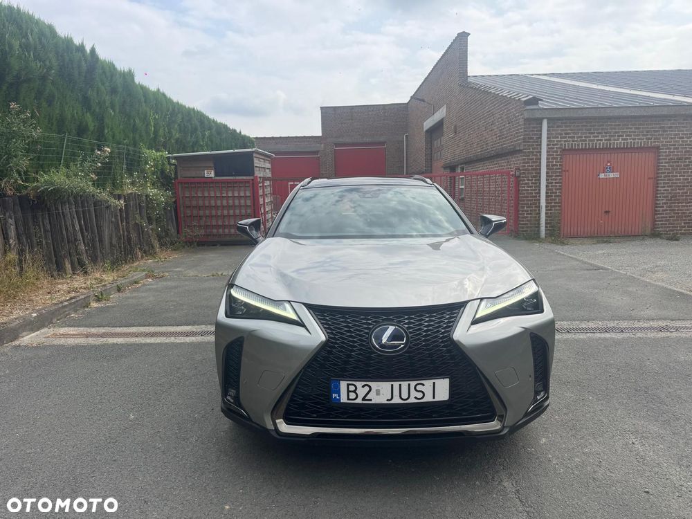 Lexus UX - 2