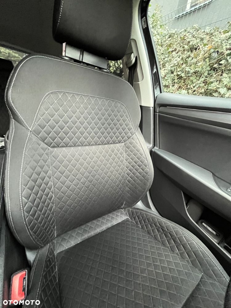 Skoda Superb 2.0 TDI Style - 32