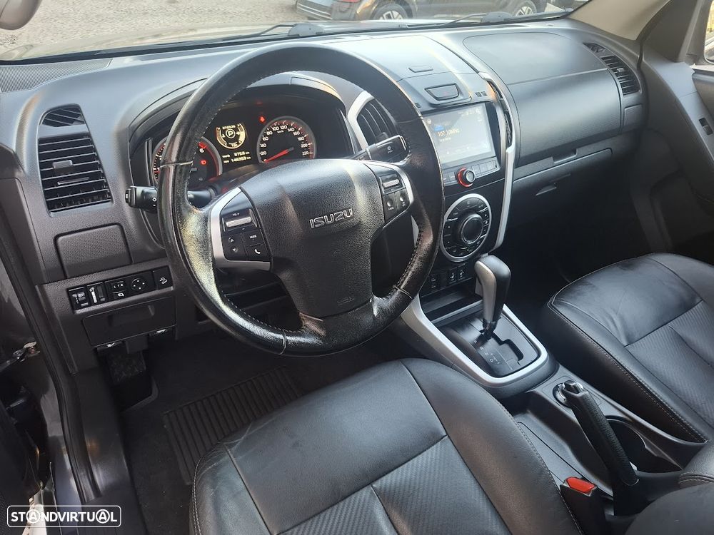 Isuzu D-Max 4x4 Cabine Dupla Auto Premium - 26