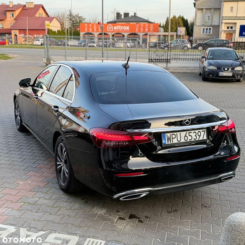 Mercedes-Benz Klasa E 200 d - 27