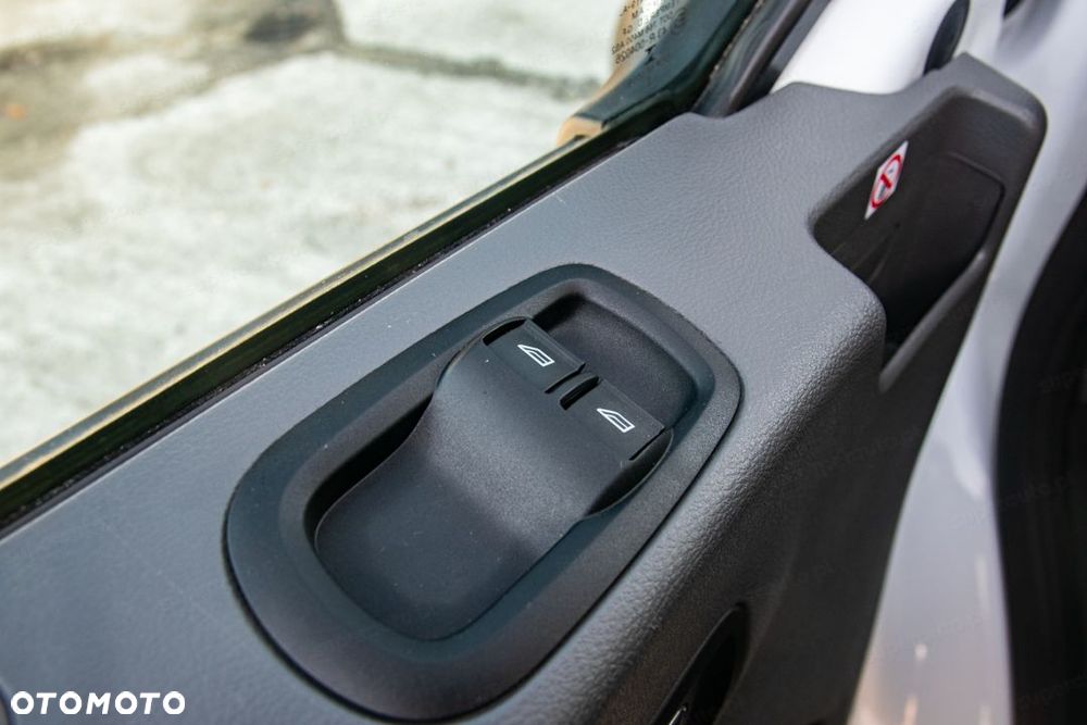 Ford Transit 350 L4H3 RWD Ambiente 2.0 130KM - 15