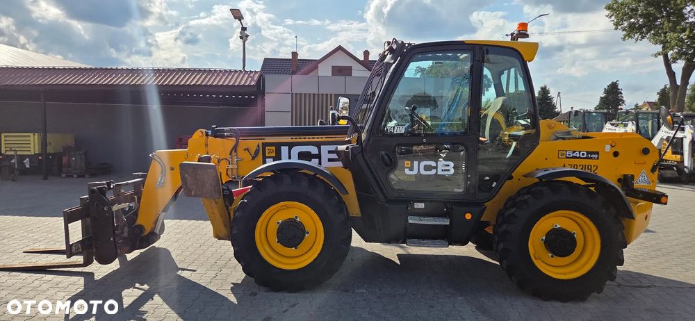 JCB <<JCB 540-140 Hi Viz, przebieg 4600 Mtg, 2017 rok!bez Dpf, opony 80% dobre,sprowadzona!>> - 2