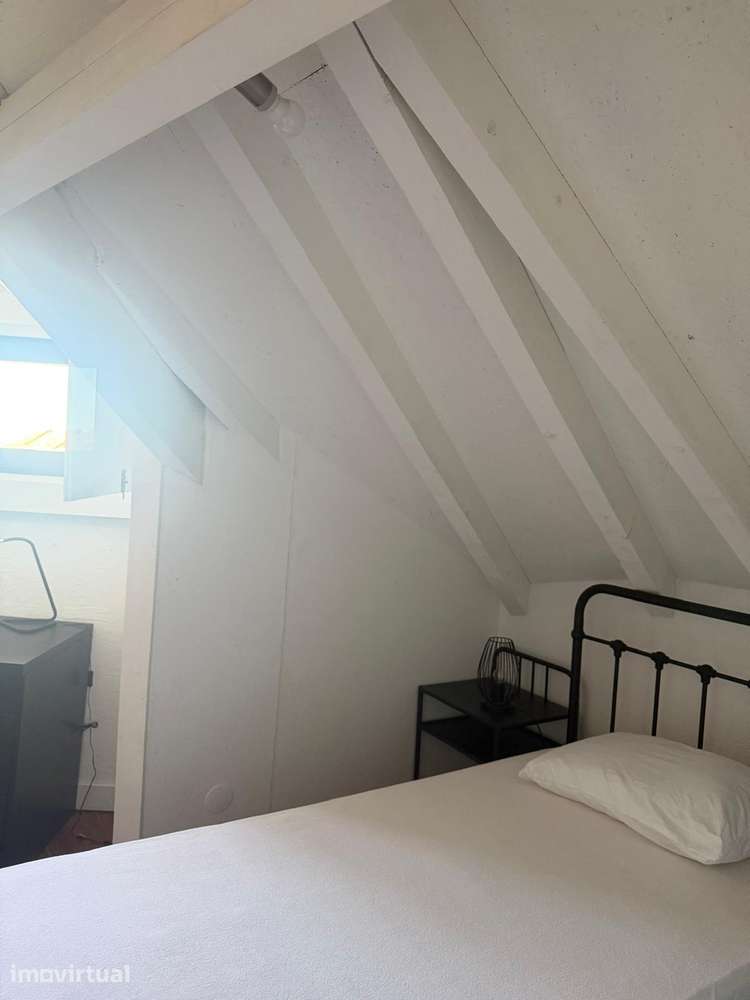 QUARTO c/ Ar Condicionado | Ao Amial (Paranhos) - Grande imagem: 5/15