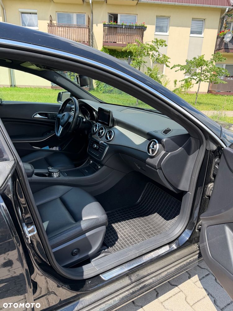 Mercedes-Benz CLA 250 4-Matic - 7