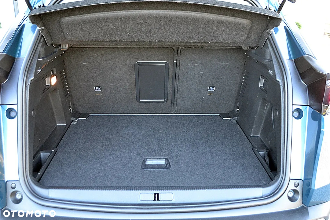 Peugeot 3008 BlueHDi 130 Stop & Start EAT8 Allure - 25