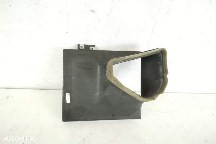 Deflector Aer Dreapta Intercooler original in stare buna  Land Rover - 1