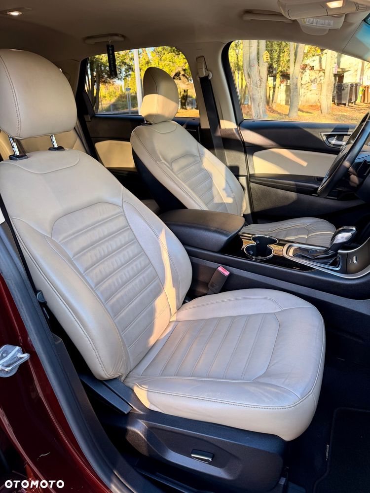 Ford Edge - 22