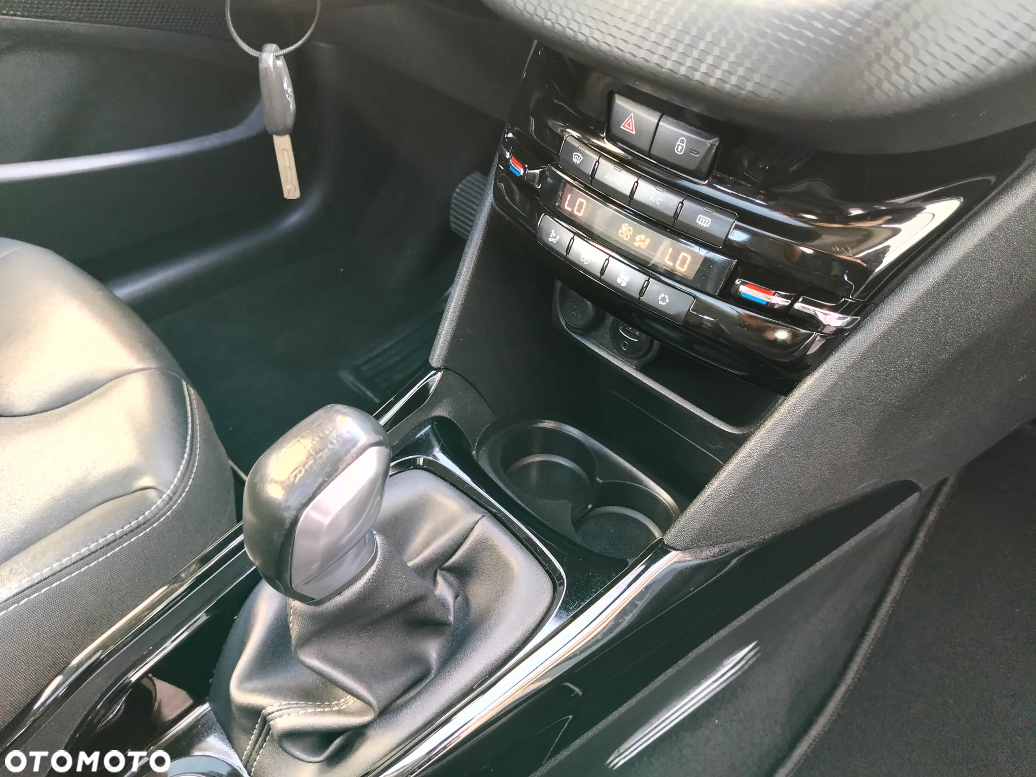 Peugeot 2008 PureTech 110 Stop&Start Allure - 15