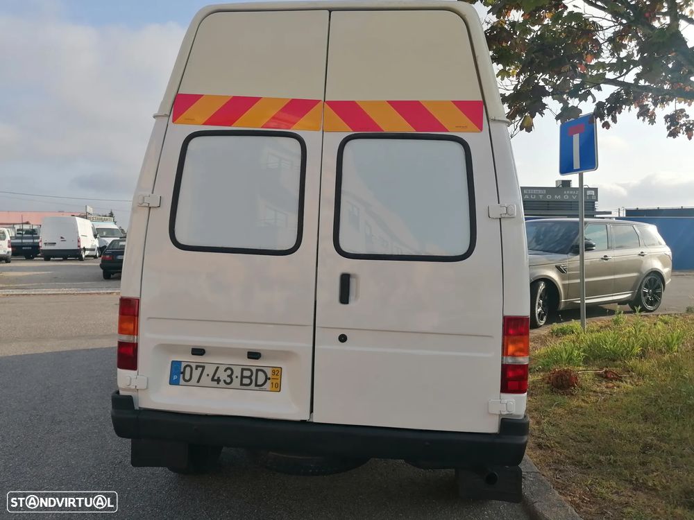 Ford Transit 2.5D - 4