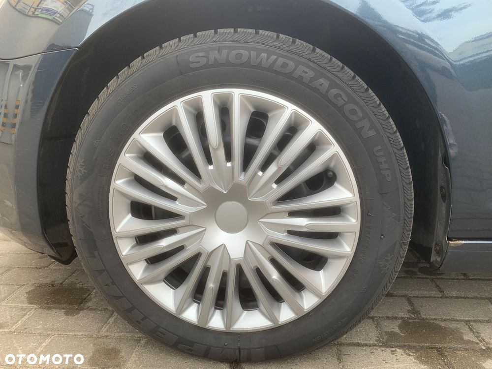 Volkswagen Golf 1.6 TDI DPF Team - 16