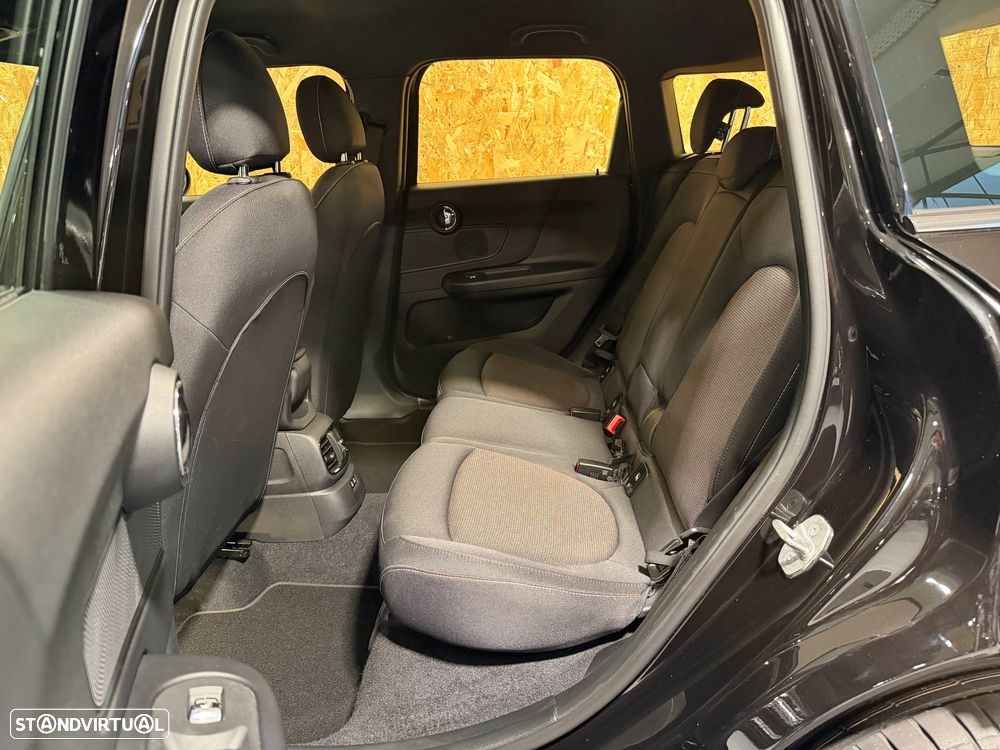 MINI Countryman One D Aut. Essential - 23