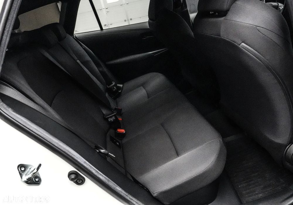 Toyota Corolla 1.8 HSD Dynamic - 16