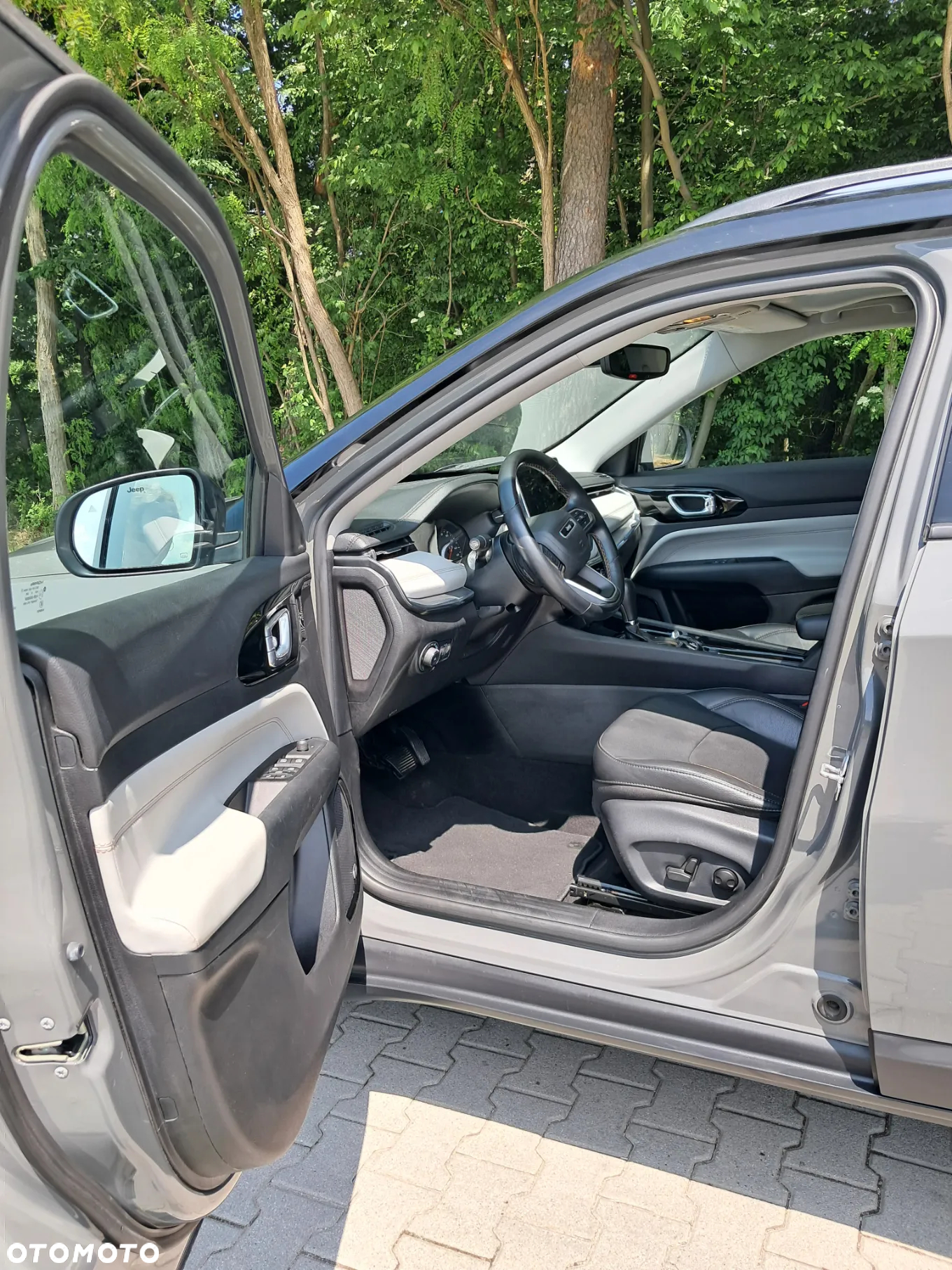Jeep Compass - 14