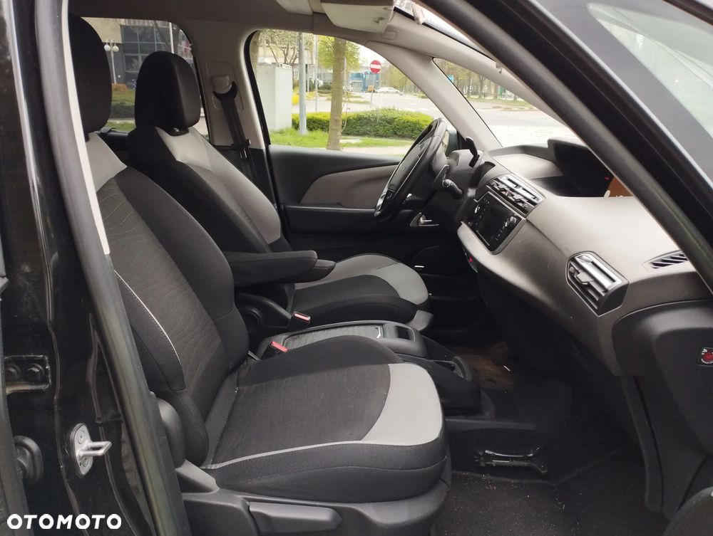 Citroën C4 Grand Picasso e-HDi 115 Seduction - 23
