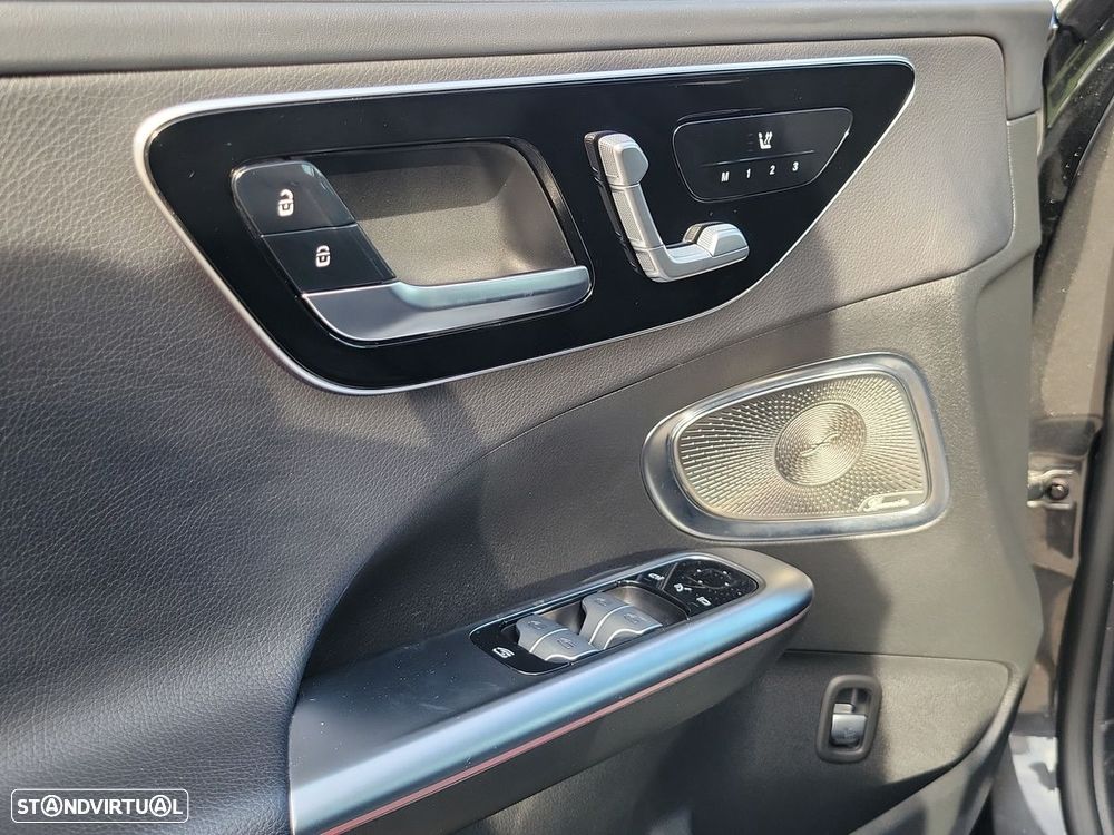 Mercedes-Benz C 220 d AMG Line - 22