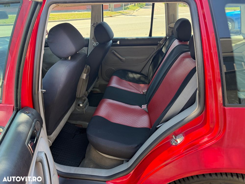 Volkswagen Bora Variant 1.9 TDI Comfortline - 16
