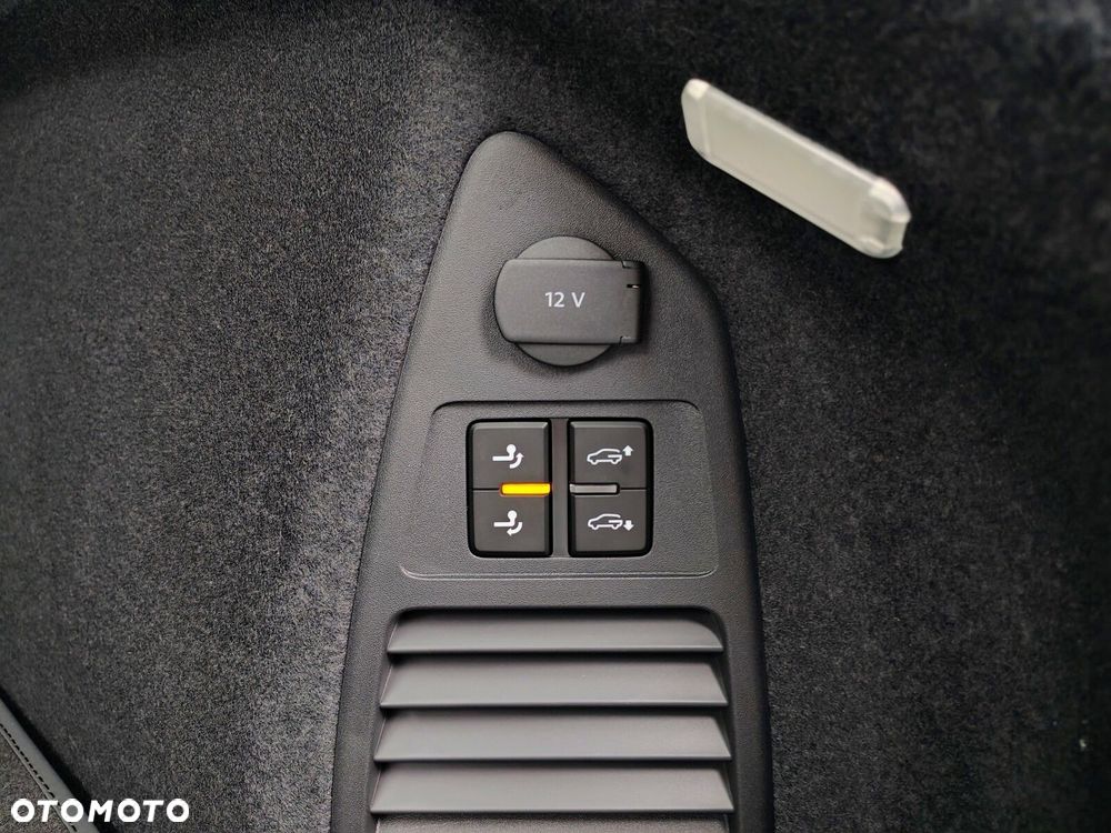 Volkswagen Touareg - 13