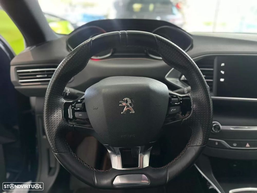 Peugeot 308 1.2 PureTech GT Line - 15