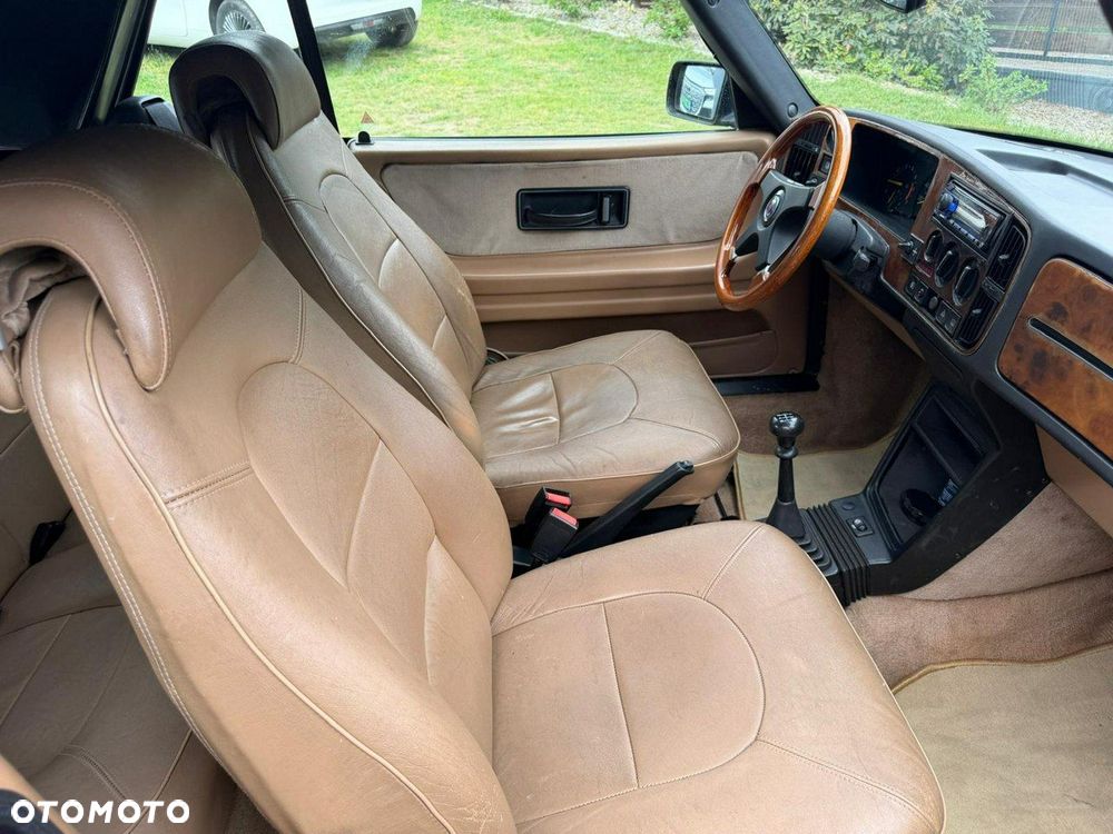 Saab 900 - 11