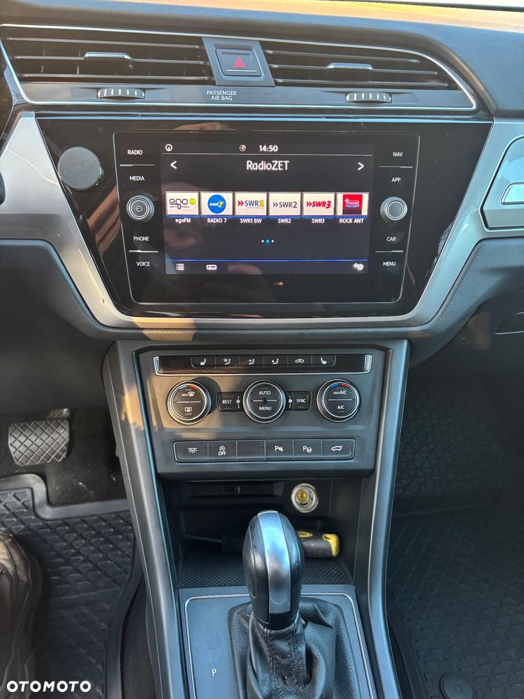 Volkswagen Touran 2.0 TDI SCR DSG Comfortline - 13