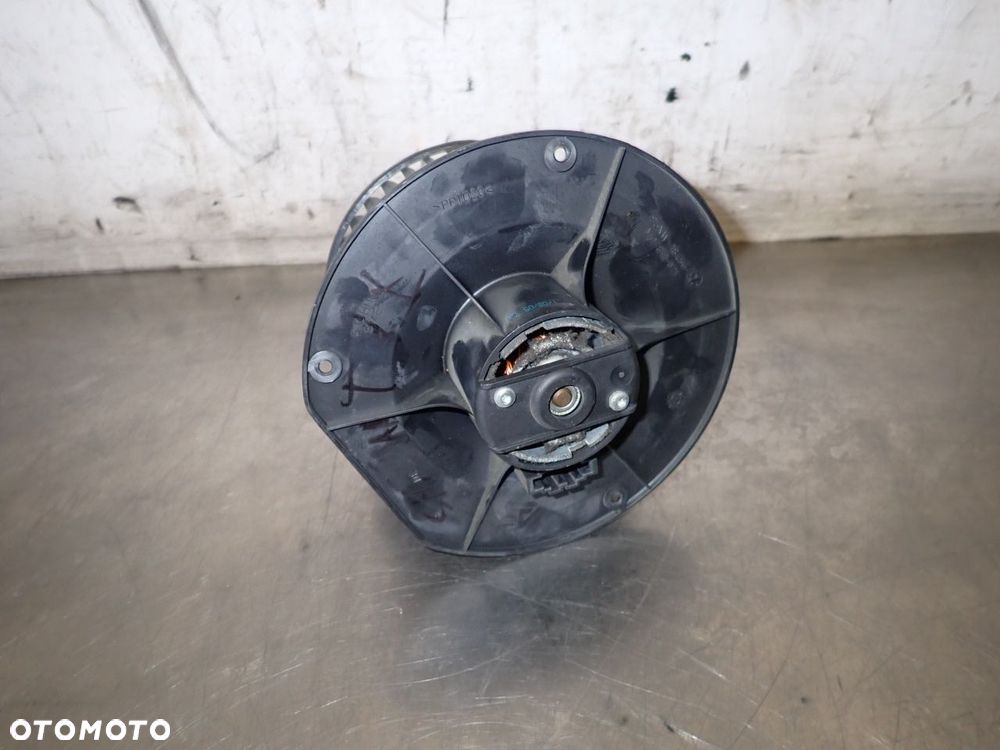 WENTYLATOR NAWIEWU TYŁ VOLKSWAGEN SHARAN 1.9 7M0819021 - 2