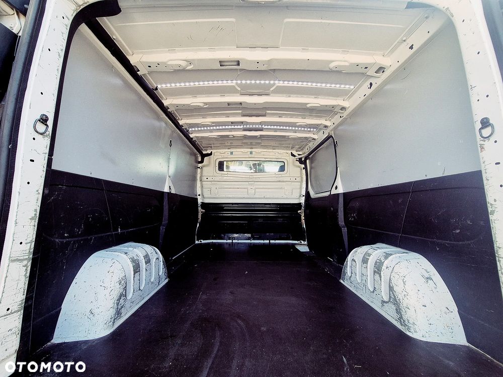 Renault TRAFIC - 30