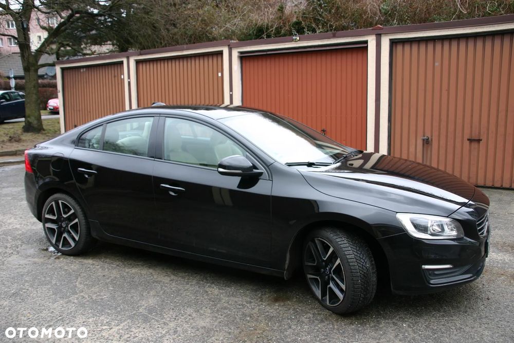 Volvo S60 D4 Drive-E Momentum - 12