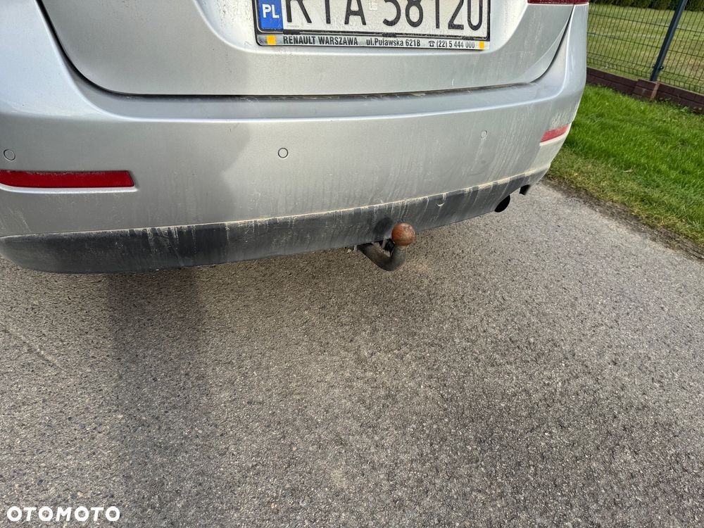Renault Latitude 2012 photo 3