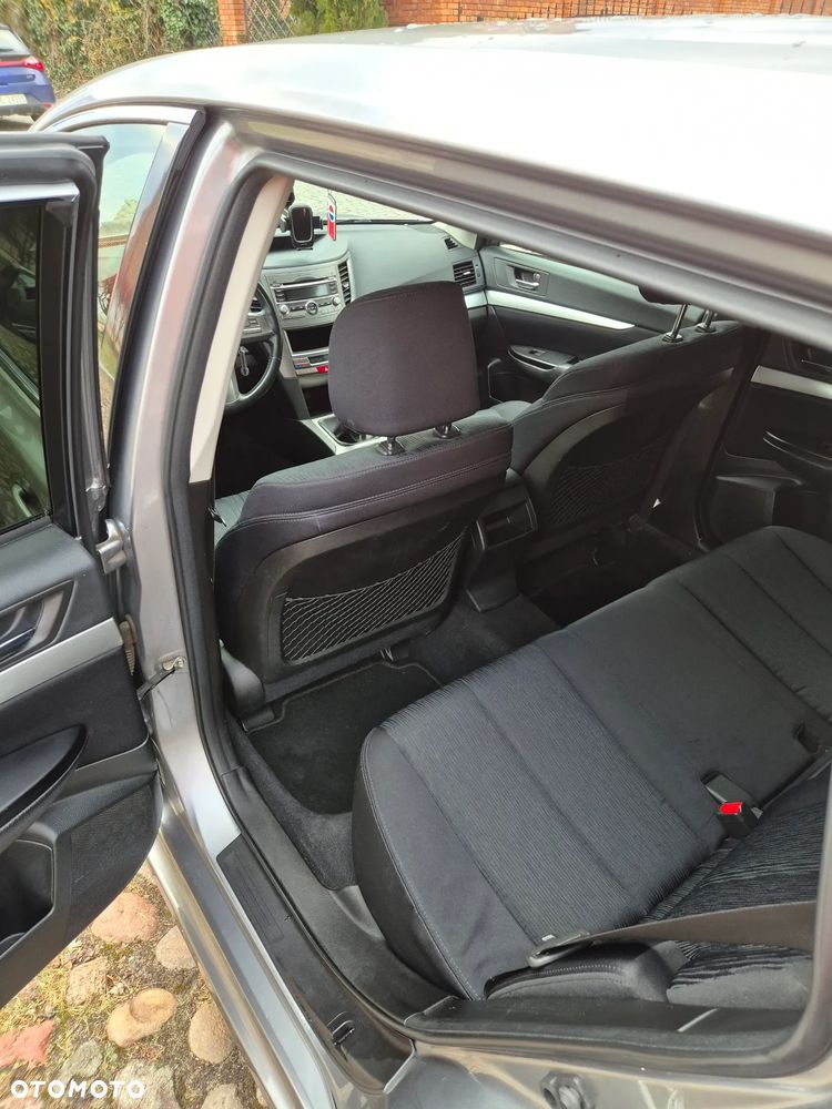 Subaru Legacy 2.0R Comfort - 8