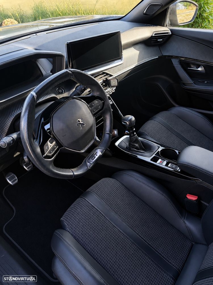 Peugeot 2008 1.2 PureTech GT - 6