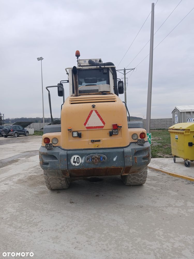 Liebherr - 6
