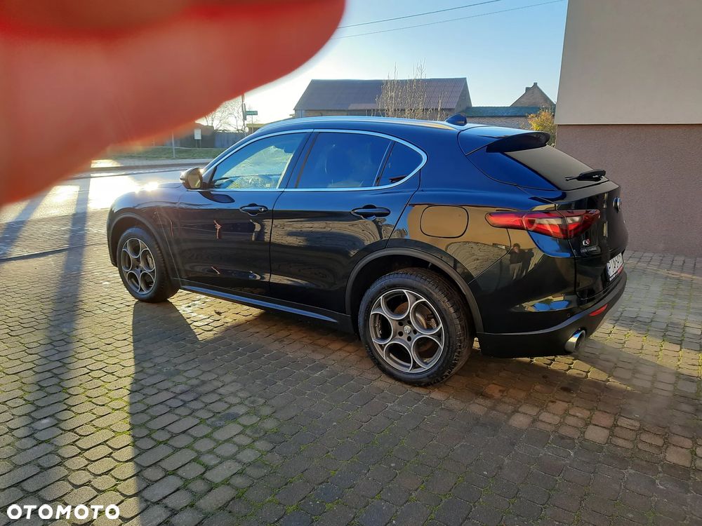 Alfa Romeo Stelvio - 15