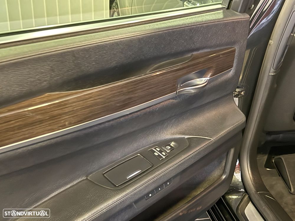 BMW 730 Ld - 33