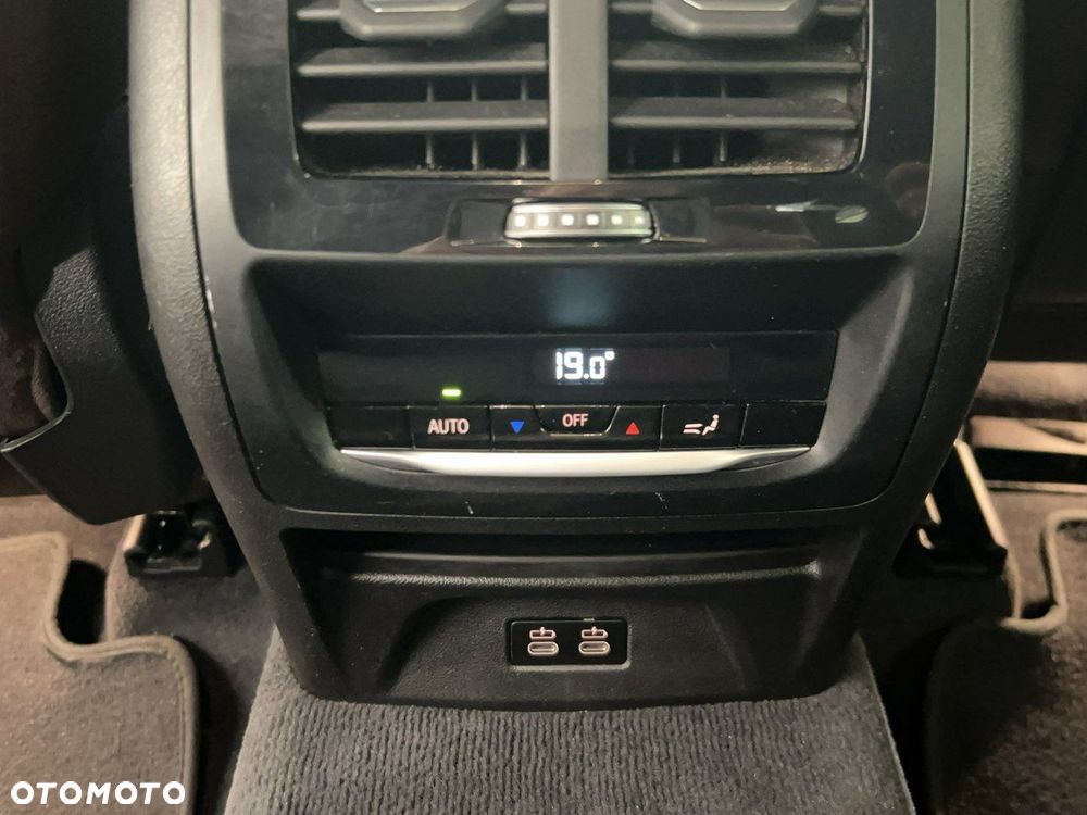 BMW X3 xDrive30i mHEV - 28