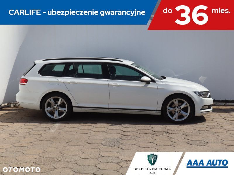 Volkswagen Passat Variant - 8