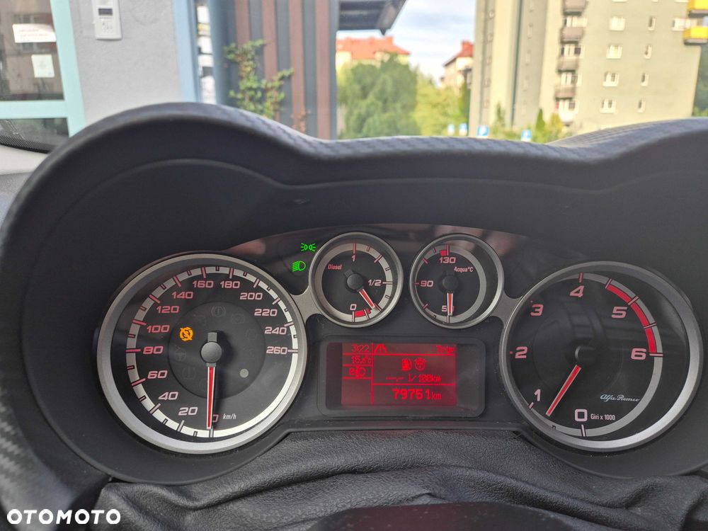 Alfa Romeo Mito - 4