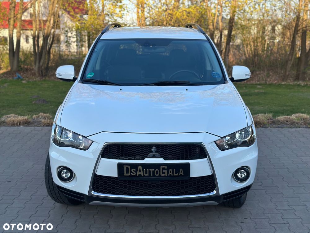 Mitsubishi Outlander 2.0 2WD Invite - 4