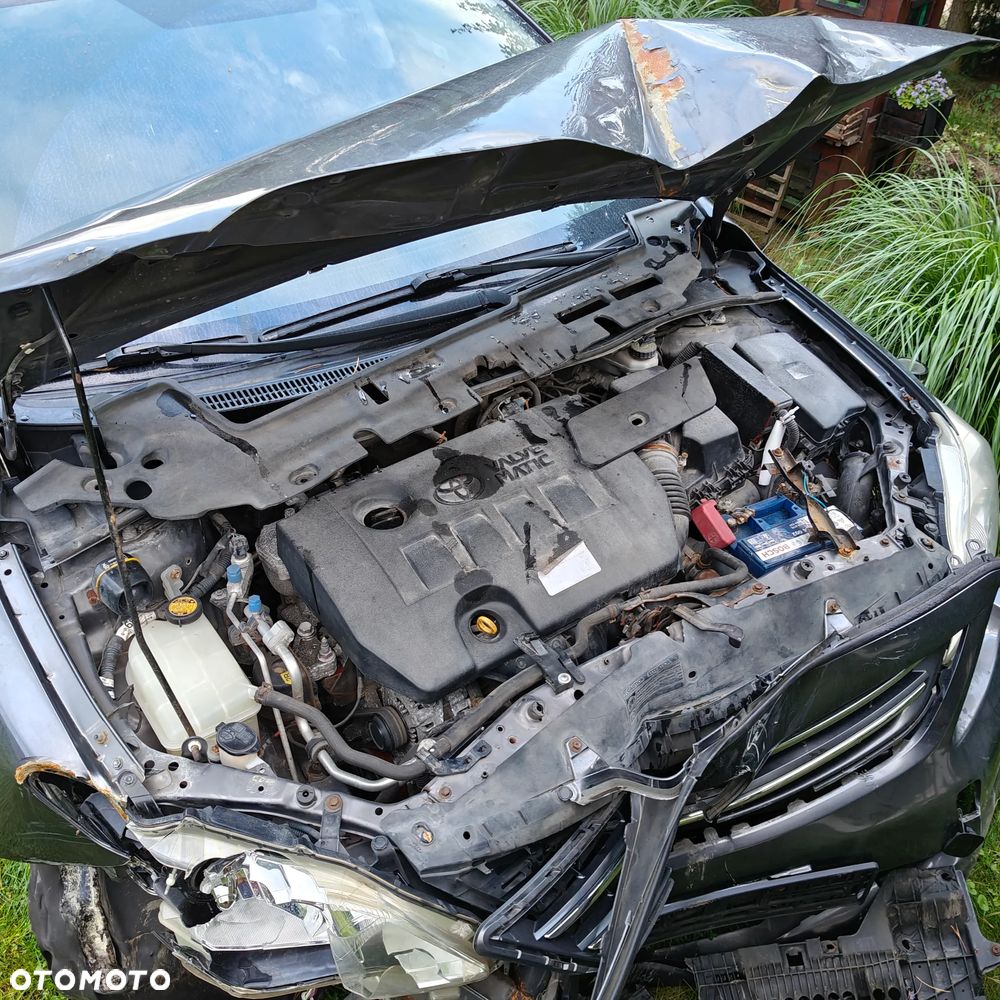 Toyota Corolla 1.6 2010 - 8