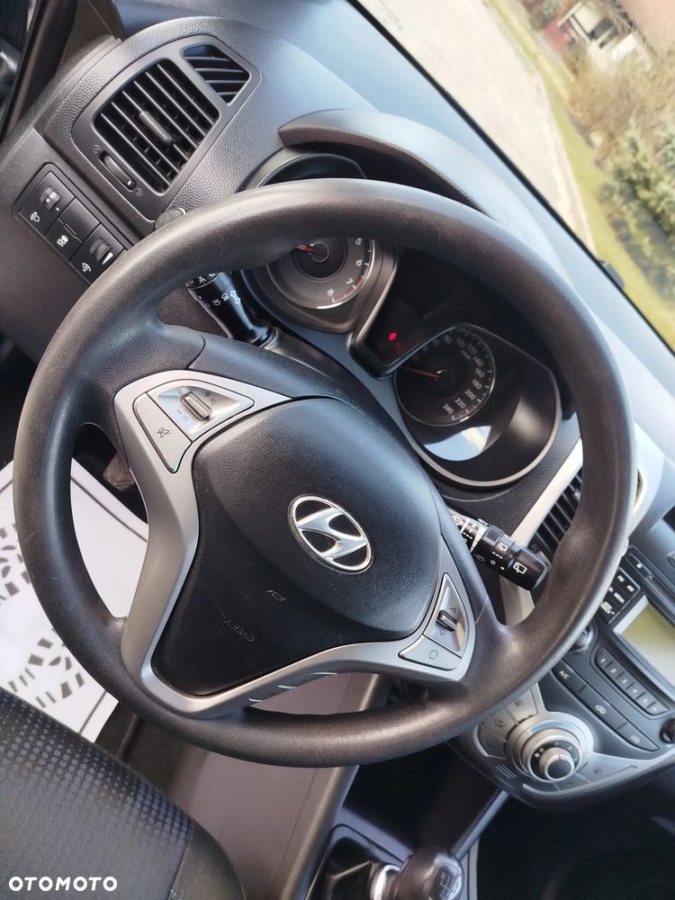 Hyundai ix20 1.4 blue YES Silver - 25