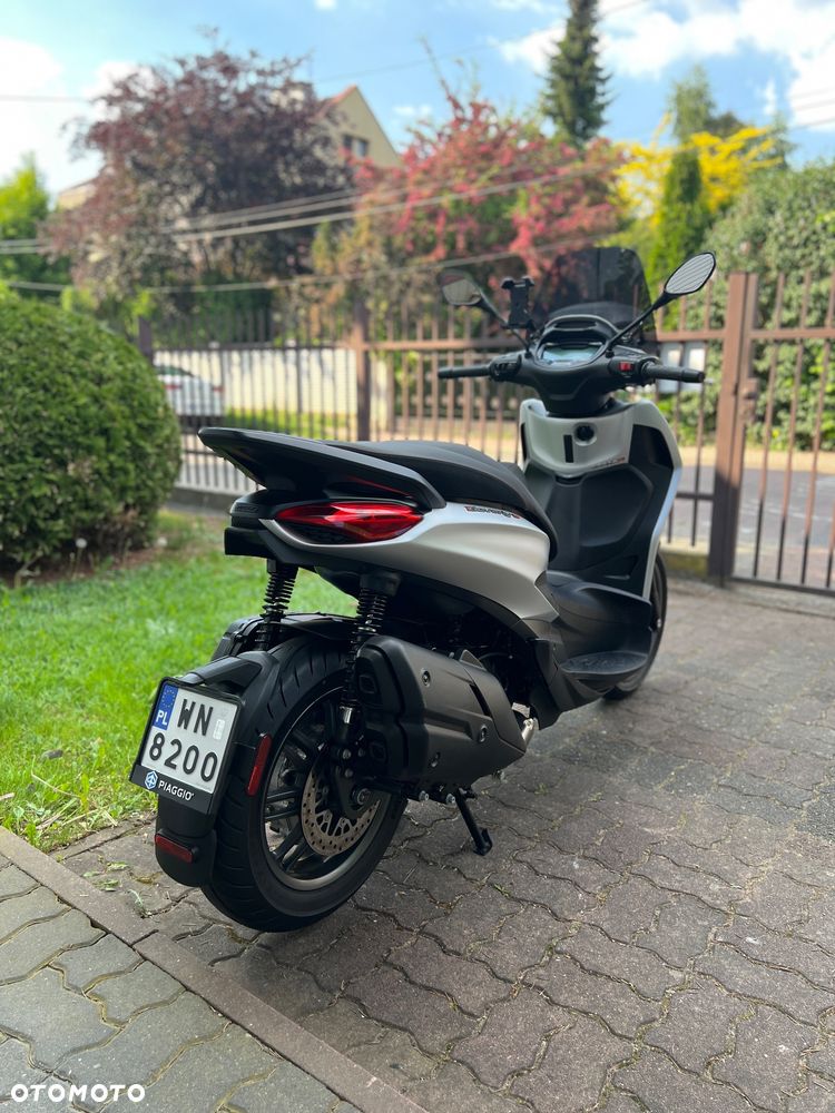 Piaggio Beverly - 2