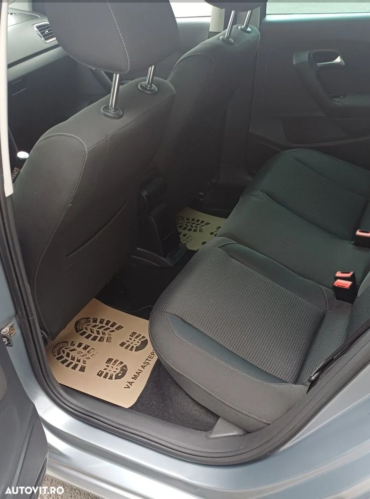 Volkswagen Polo 1.2 Comfortline - 8